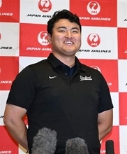 ソフトバンクホークスのドラフト1位・佐々木麟太郎が帰国　7月1日に福岡を訪れホークスと面談へ　球団は背番号「1」用意
