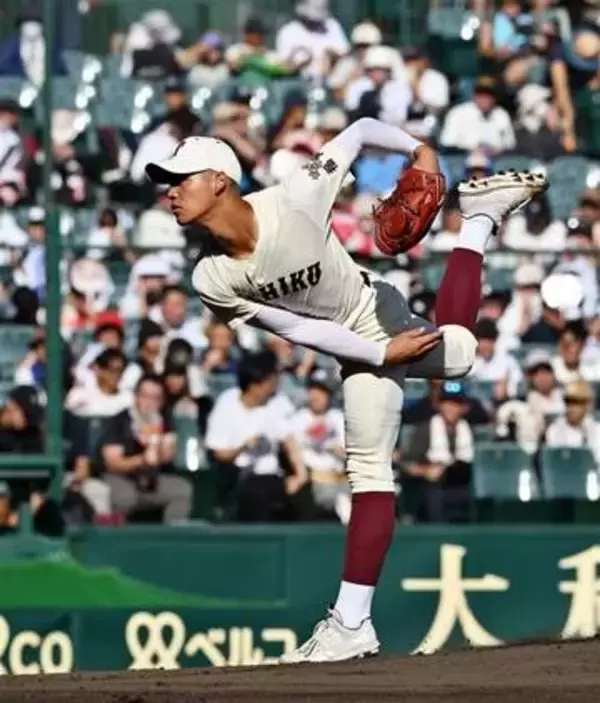 東筑のエース深町、痛恨5暴投　制球難「いつもより力が入った」