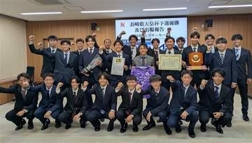 ［長崎県］初の天皇杯「正々堂々戦う」　佐世保市役所で決意表明　長崎国際大サッカー部
