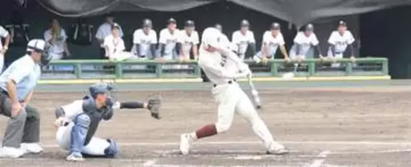 高校野球佐賀大会　早稲田佐賀、佐賀北下す　昨年覇者に2－0　シード龍谷8強（7月18日の試合結果）