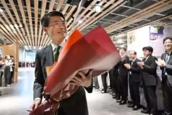 ［長崎県］「長崎県を前進させる」　平田新知事初登庁　石木ダム巡り住民面会調整