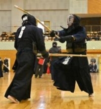 ［大分県］【各部門の上位成績者】気迫込めた竹刀さばき　九州5県と韓国の210人熱戦　日田で近圏親善剣道大会