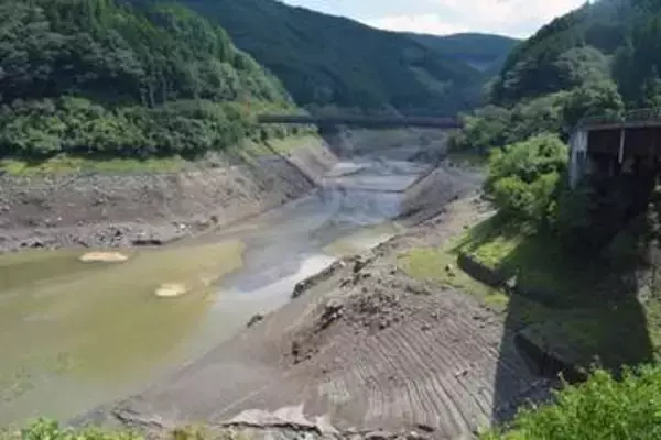 福岡・八女市の日向神ダムが貯水率ゼロに　一部で農作物被害も