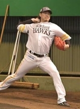 【春季キャンプ】ソフトバンクホークス杉山が初ブルペン　新球種のツーシーム挑戦