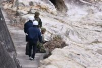 ［大分県］河川敷に不発弾　国道を通行止め　玖珠、自衛隊が回収