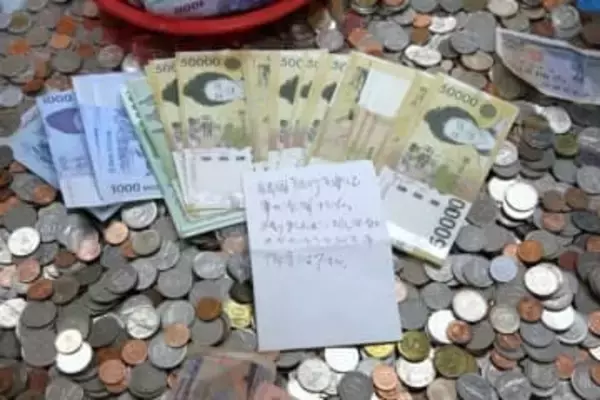 日本人？の真心、釜山の空港から広がる　「子どもたちへ」募金箱に11万円