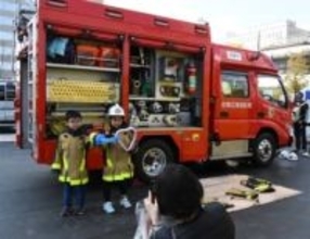 ［佐賀県］佐賀駅前で防災フェス　ドローンなど展示