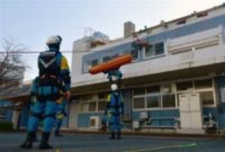 ［佐賀県］佐賀、長崎両県警　災害対応合同訓練　機動隊員ら60人参加