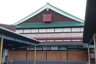 福岡・飯塚市の嘉穂劇場が10月再開館　訪日客に期待、撮影会など「貸し館」も