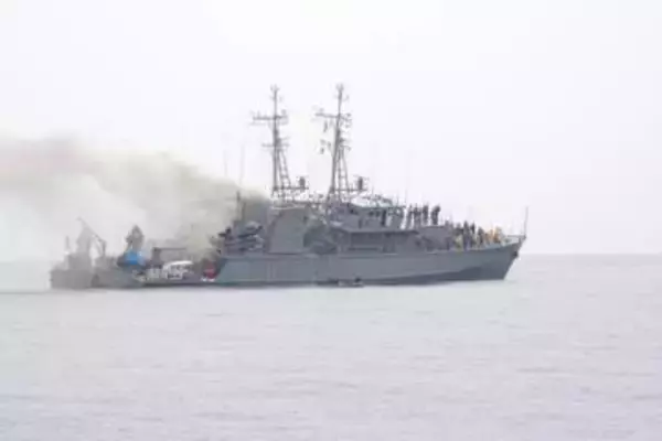 福岡・宗像沖で沈没の掃海艇、配管から油漏れ発火　海自が調査結果発表