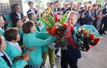 ［長崎県］「解決策あふれるまちに」　南島原市　相川市長が初登庁