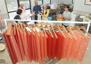 福岡市・天神で筑前茜染展　各回5人の染色体験イベントを地元外で初開催