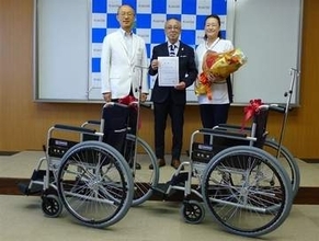 ［長崎県］不動産会社が車椅子寄贈　佐世保の病院　社長「恩返し今後も」