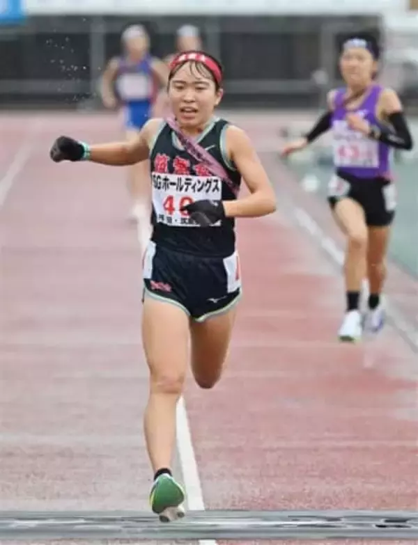 筑紫女学園16位　アンカー大熊、悔し涙　全国高校駅伝