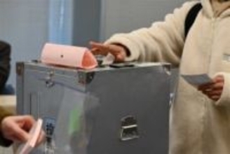 ［長崎県］異例投票箱足りない　同じ箱に2種類、期日前中止…　トリプル選県内選管大わらわ