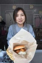 「漁師直送のフィッシュバーガー」　福岡市・長浜で未利用魚使った店オープン