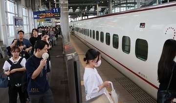 九州新幹線52日ぶり全線再開　熊本地震以来、当面本数減らし一部で減速も