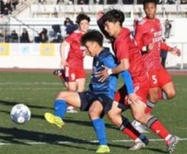 【全国高校サッカー】大津が流通経大柏に逆転負け　前半に先制も、強烈プレスに苦戦