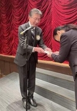 福岡・飯塚ロータリークラブが71万円寄付　飯塚国際車いすテニス大会の協賛金