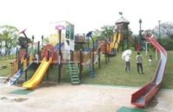 北九州市の桃園公園に新たな大型遊具　小学生のアイデア取り入れ、総事業費2億円で整備
