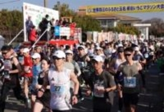 ［熊本県］いだてん1118人　玉名路疾走　フルマラソン大会　冨高さん夫婦V