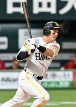 ソフトバンクホークス栗原が失策挽回の一撃　同点ソロに決勝2点打