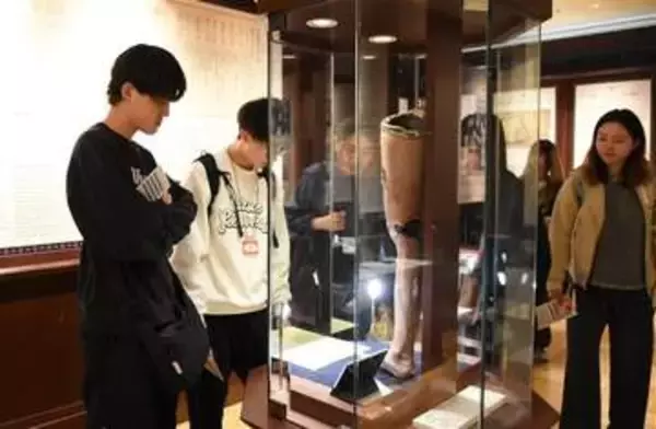 ［佐賀県］早大生「ルーツ」学ぶ合宿　佐賀で創始者・大隈の足跡たどる　20人参加　学生プレゼンきっかけ　住民と交流「好きになってもらえた」