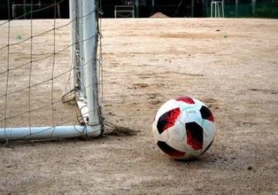 第105回全国高校サッカー選手権長崎県大会（17日・県立百花台公園サッカー場ほか）
