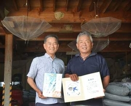 ［長崎県］ツバメ子育て見守り30年超　「育ったヒナまた戻ってきて」　大村市の農業・神近さん　野鳥の会県支部が感謝状