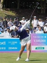 【SkyRKBレディースゴルフ】阿部3位浮上、“第二の故郷”福岡で2勝目へ