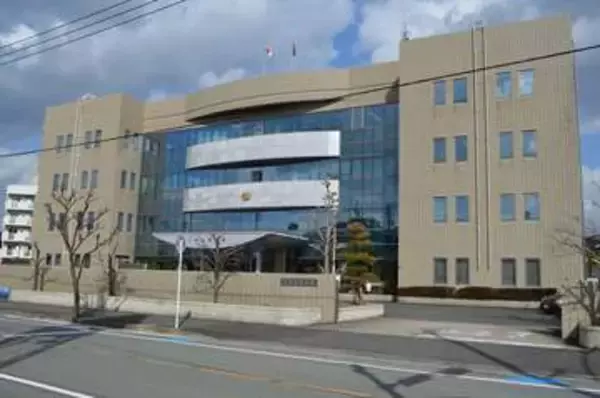 帰宅中の小学生女児に自転車に乗った男が公然わいせつ事件が発生　男は40～50代、キャップ帽、逃走中　福岡・久留米市