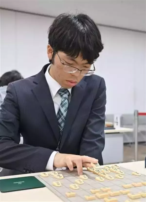 ［長崎県］県勢2人惜敗にも充実　第49期西日本久留米王位戦　「成長感じた」溝田さん　「大会楽しい」伊ケ崎さん