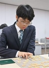 ［長崎県］県勢2人惜敗にも充実　第49期西日本久留米王位戦　「成長感じた」溝田さん　「大会楽しい」伊ケ崎さん