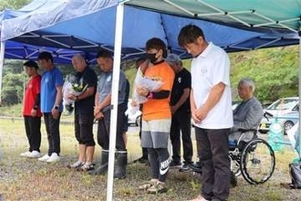 ［熊本県］熊本豪雨6年、各地で祈り　球磨川に花手向け　ラフティング協会メンバーら