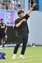 ［佐賀県］「J1昇格へ全身全霊で」　契約更新　小菊監督がコメント