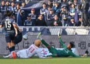 【J1百年構想リーグ】アビスパ福岡、守備崩壊で4連敗　公式戦5年ぶり5失点　監督「後ろ向きのプレー」