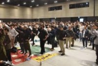 福岡市東区でメーデー集会に2300人　「賃上げの裾野拡大を」