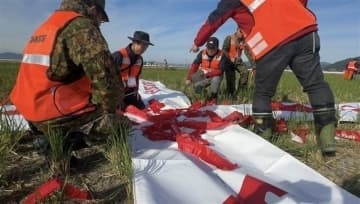 佐賀バルーンフェスタ11月3日最終日　計測班、手話通訳、ごみ拾い…700人のボランティアが支える