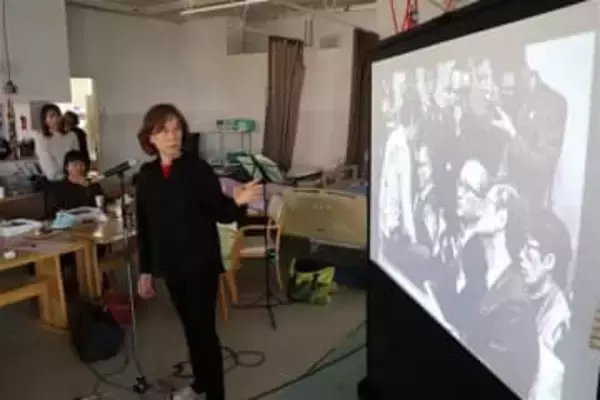 ［熊本県］水俣市で「闘士」川本さんしのぶ咆哮忌　「現場を見る」姿勢に学び　写真家のアイリーンさんら回顧