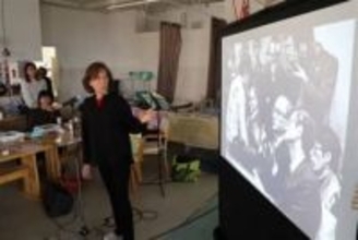 ［熊本県］水俣市で「闘士」川本さんしのぶ咆哮忌　「現場を見る」姿勢に学び　写真家のアイリーンさんら回顧