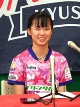 中学2年生の石田「できるだけ早く五輪に」　Tリーグ女子の九州カリーナ入団会見