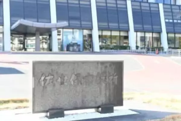 長崎・佐世保市の50代職員を懲戒処分　女性の下着を盗撮容疑で逮捕