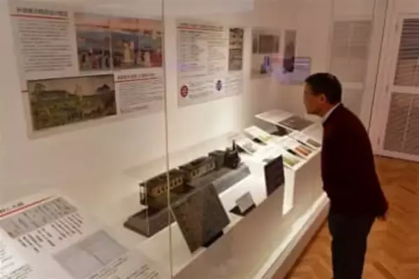 ［佐賀県］佐賀の偉人　功績振り返る　佐野常民と大隈重信　日本近代化支え　記念館、15日まで企画展