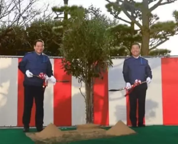 熊本・八代市の建材大手YKKAP九州製造所　地震、豪雨越え50周年　持続的成長願い記念植樹