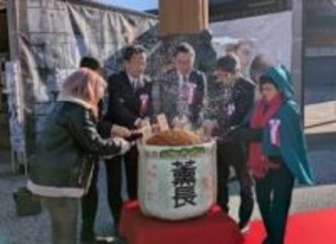 ［大分県］「進撃」ファン　日田に集まれ！　ゆかりの地でフェスタ開幕　スタンプラリーやコラボ商品販売