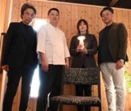 福岡・筑後地区のもの作りブランドがイタリアの家具祭出展　テーブルやランプ、い草製品など展示