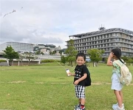 ［長崎県］ハタ揚げ体験　親子40組歓声　伝統文化継承へ