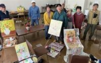 長崎・川棚町で描き半世紀超　絵画クラブ60～80代の11人　連休中、佐世保で作品展