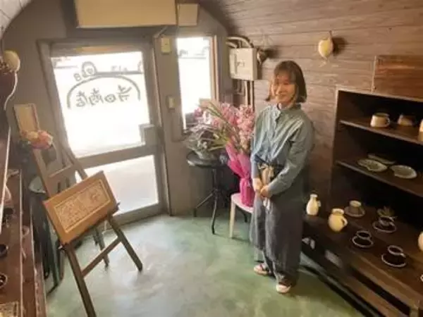［長崎県］とんねる横丁に「新風」　波佐見焼ギャラリー誕生　佐世保の防空壕跡　石橋さんがオープン