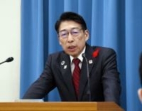 福岡県議会の海外視察随契問題　服部知事「検証が必要」